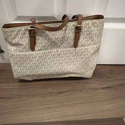 Brand New Michael Kors Bags 