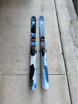 Skis