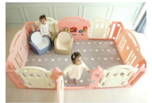 Dwinguler Pink Castle Playpen and Playmat
