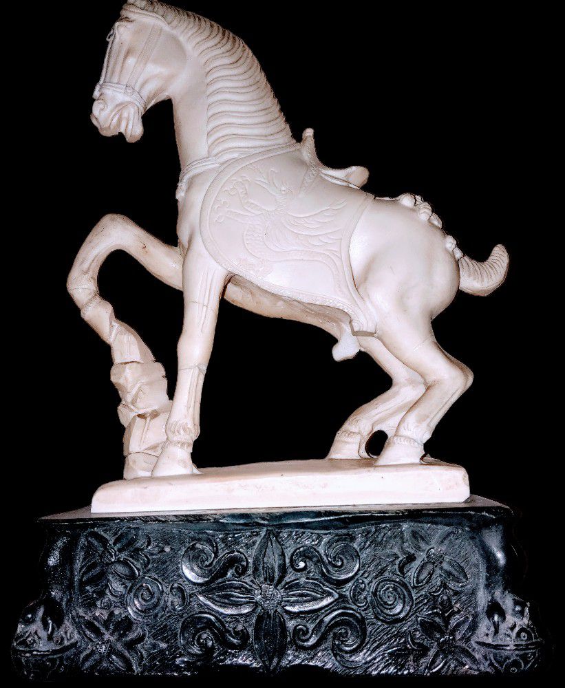Lovely Horse Statue