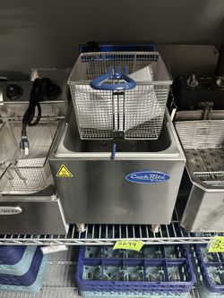 BRAND NEW COMMERCIAL ELECTRIC FRYERS 