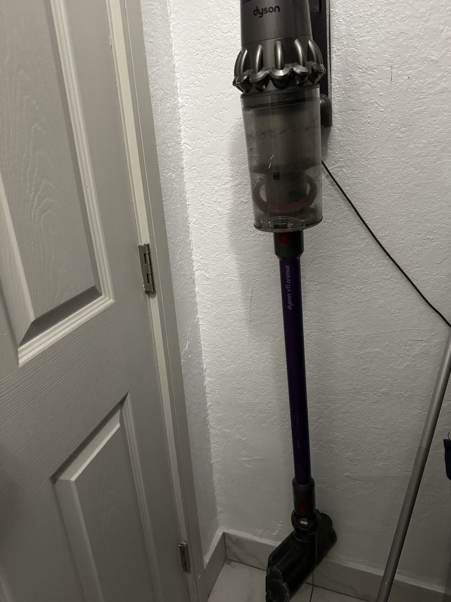 Dyson Vacuum V11