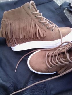 TENNIS SHOE ANKLE BOOTS