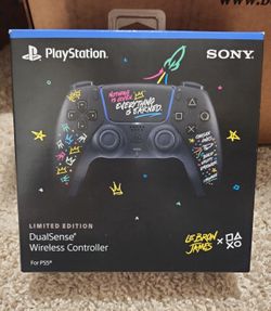 Lebron James Limited Edition Ps5 DualSence controller