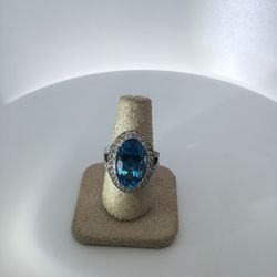 14K Yellow Gold Ladys 1.26CTW of Diamonds And 11.67 Carat Center  Blue Topaz 