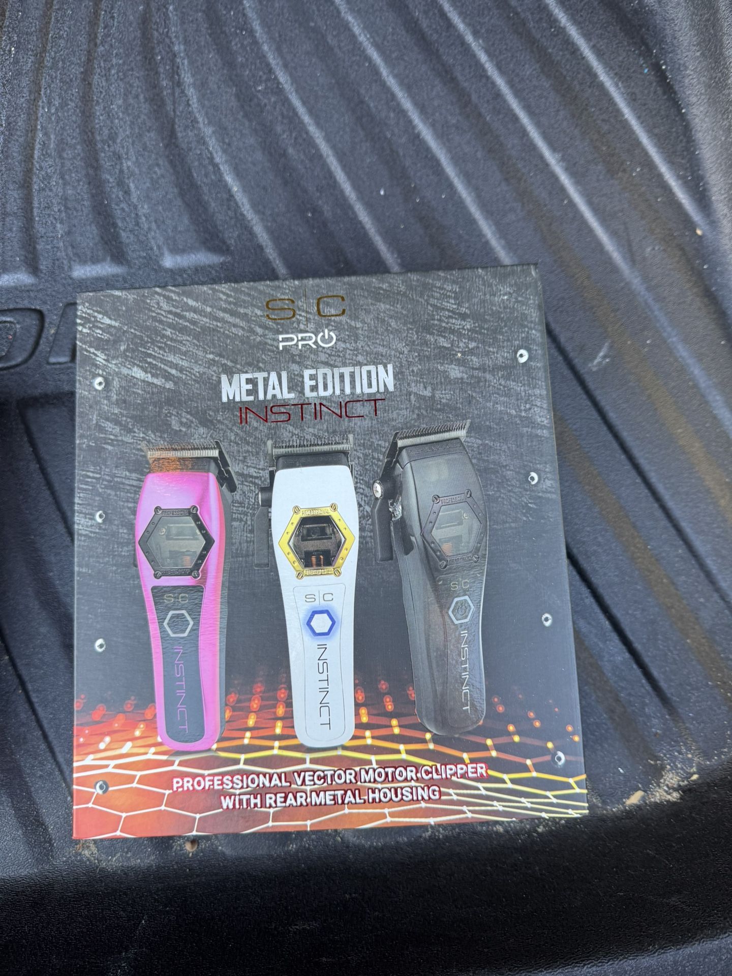 Metal Edition Instinct Clipper 
