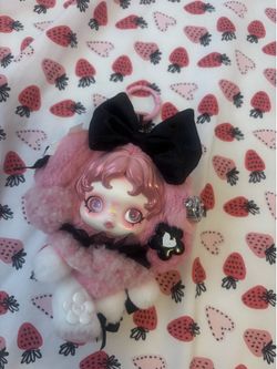 POPMART mymelody skullpanda keychain pendant