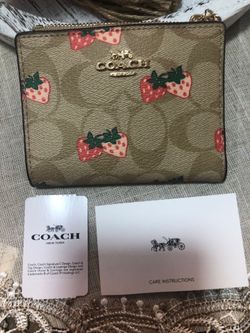 Coach Signature Snap Wallet Strawberry Print