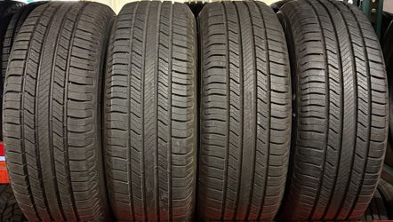 225 65 17 Michelin 2323