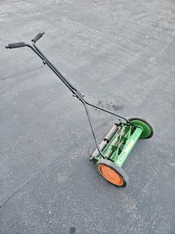 Push Lawnmower 
