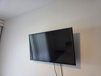 36 inch smart Samsung tv