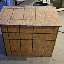 Dog House 4x4  