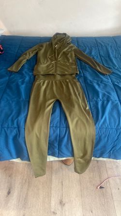Form fitting fells like sort leggings set
