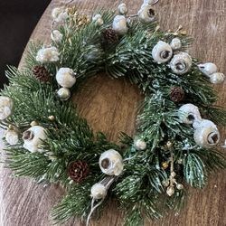 Candle Wreath  And Napkin Holders