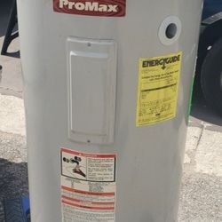 50 GAL WATER HEATER GOOD WORKING CONDITION 