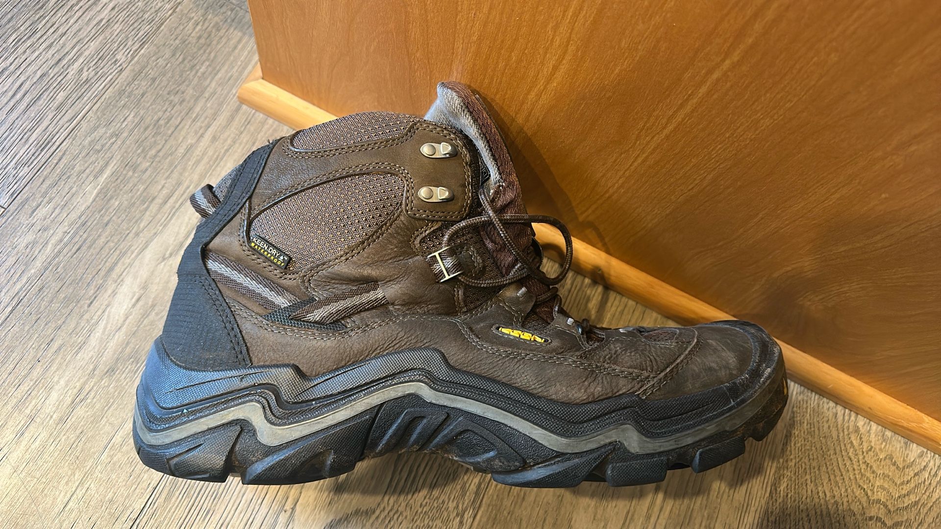 Keen Mens Hiking Boots Size 14. Like New