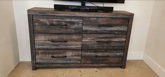 Rustic 6-Drawer Dresser and Matching 2-Drawer Nightstand