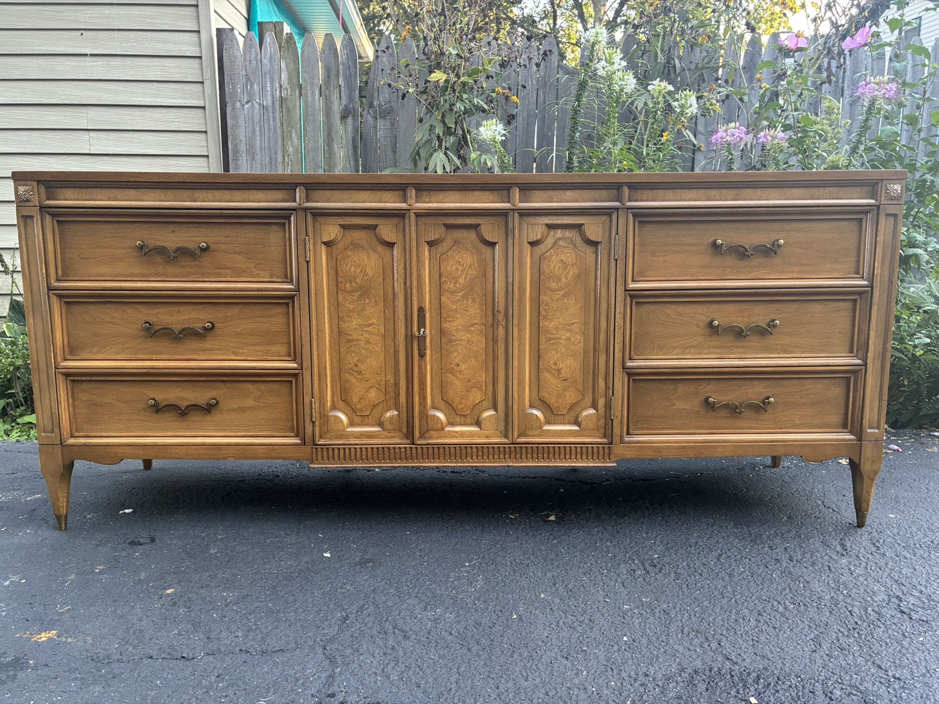 American of Martinsville dresser Credenza