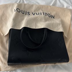 Authentic Louis Vuitton 