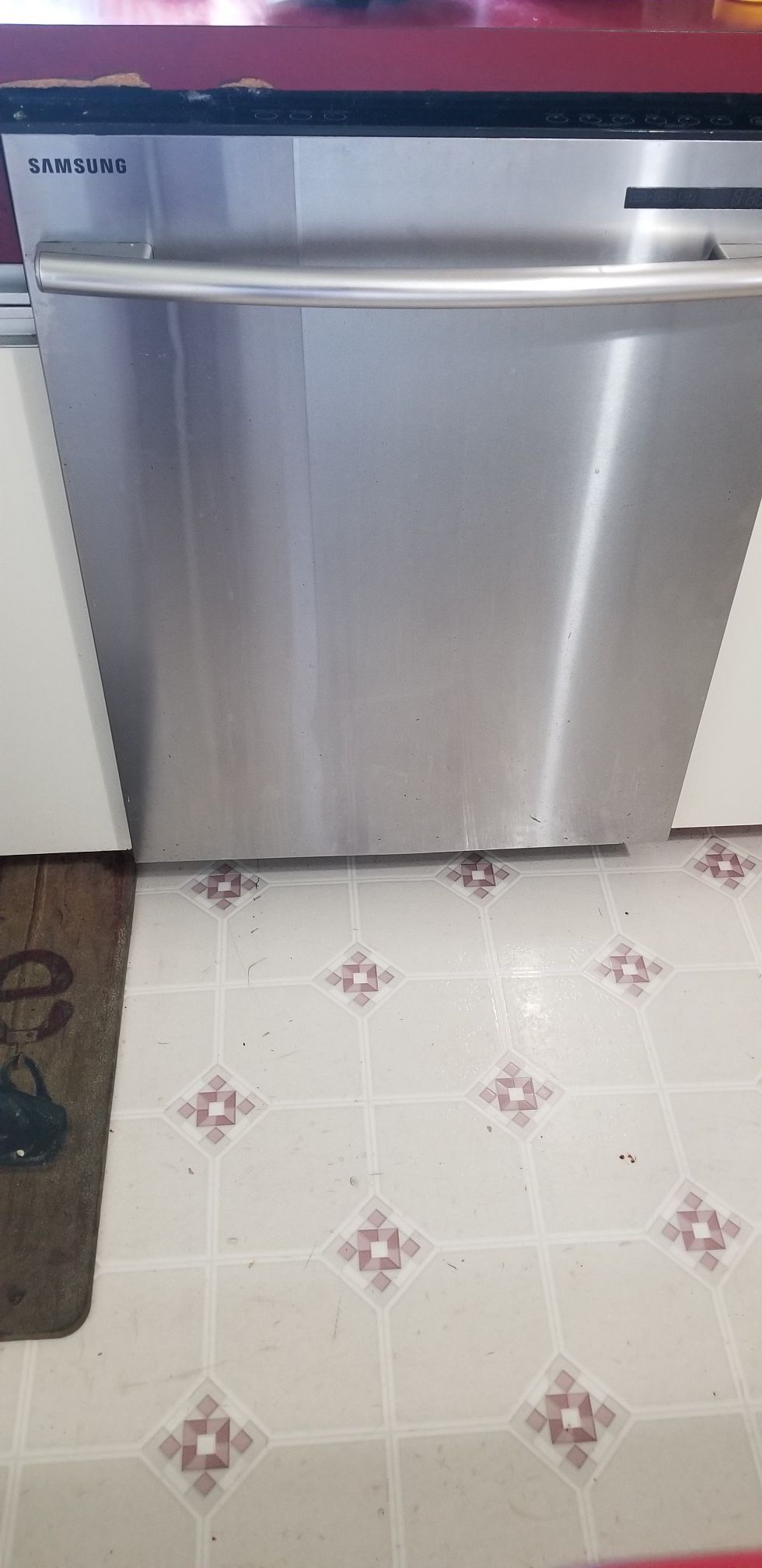 Samsung DMR77LHS stainless steel built in dishwasher (Needs a repair)