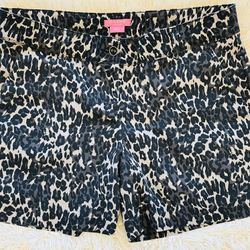 Isaac Mizrahi Women’s Leopard Print Shorts Size 14