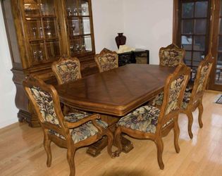 Ethan Allen Tuscany Verona Dining Set- Inlaid Wood Table, 6 chairs, Cabinet plus Hutch with Lights
