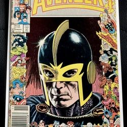 The Avengers #(contact info removed) Marvel Comics Specialty Anniversary Border Newsstand