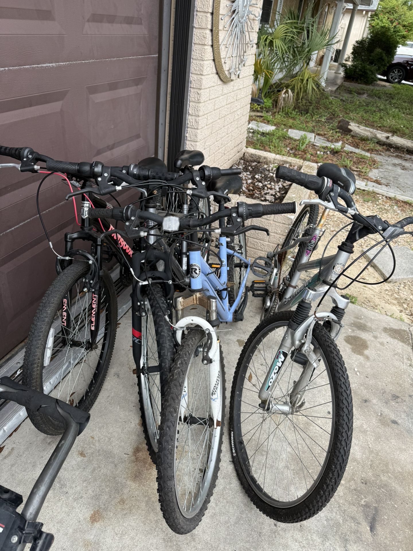 4 Bicycles NOT SEPARATING