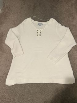 White ribbed knit sweater 🤍