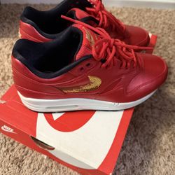 Nike