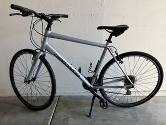 Cannondale Quick 7 XL Bicycle