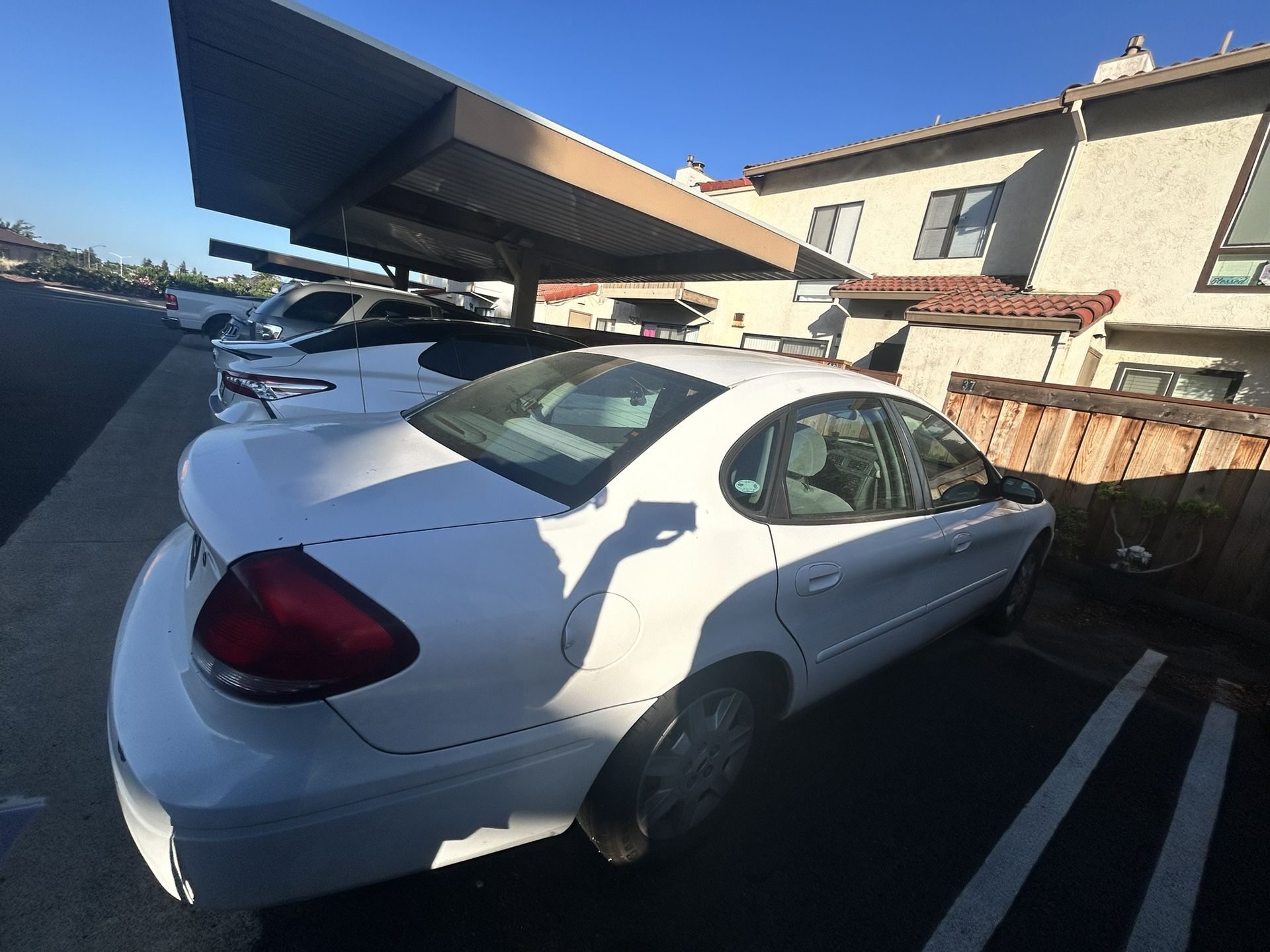 Ford Taurus