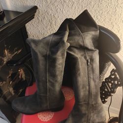 Beautiful Gray Stuart Weitzman Boots