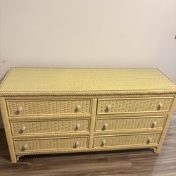 🪞 FINAL WEEK SALE – Vintage Henry Link Wicker Dresser w/ Glass Top | Coastal-Boho Vibe | Must Go!