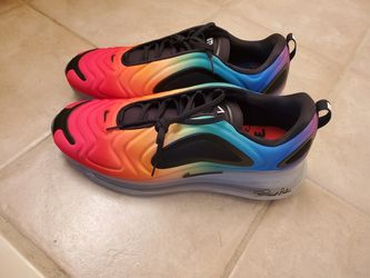 Nike Air Max 720 Be True Rainbow sz 15 sneakers