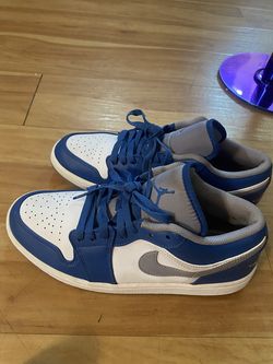 Retro Jordan low top 1s