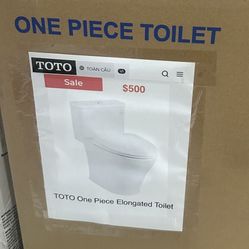 TOTO One Piece Elongated Toilet in White 