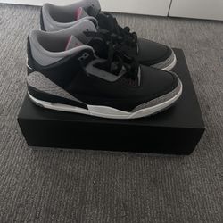 Men’s Jordan 3’s Cement