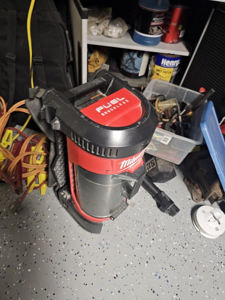 Melwakee Backpack Bacum & 2 Battery S