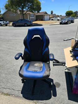 Gaming chair
