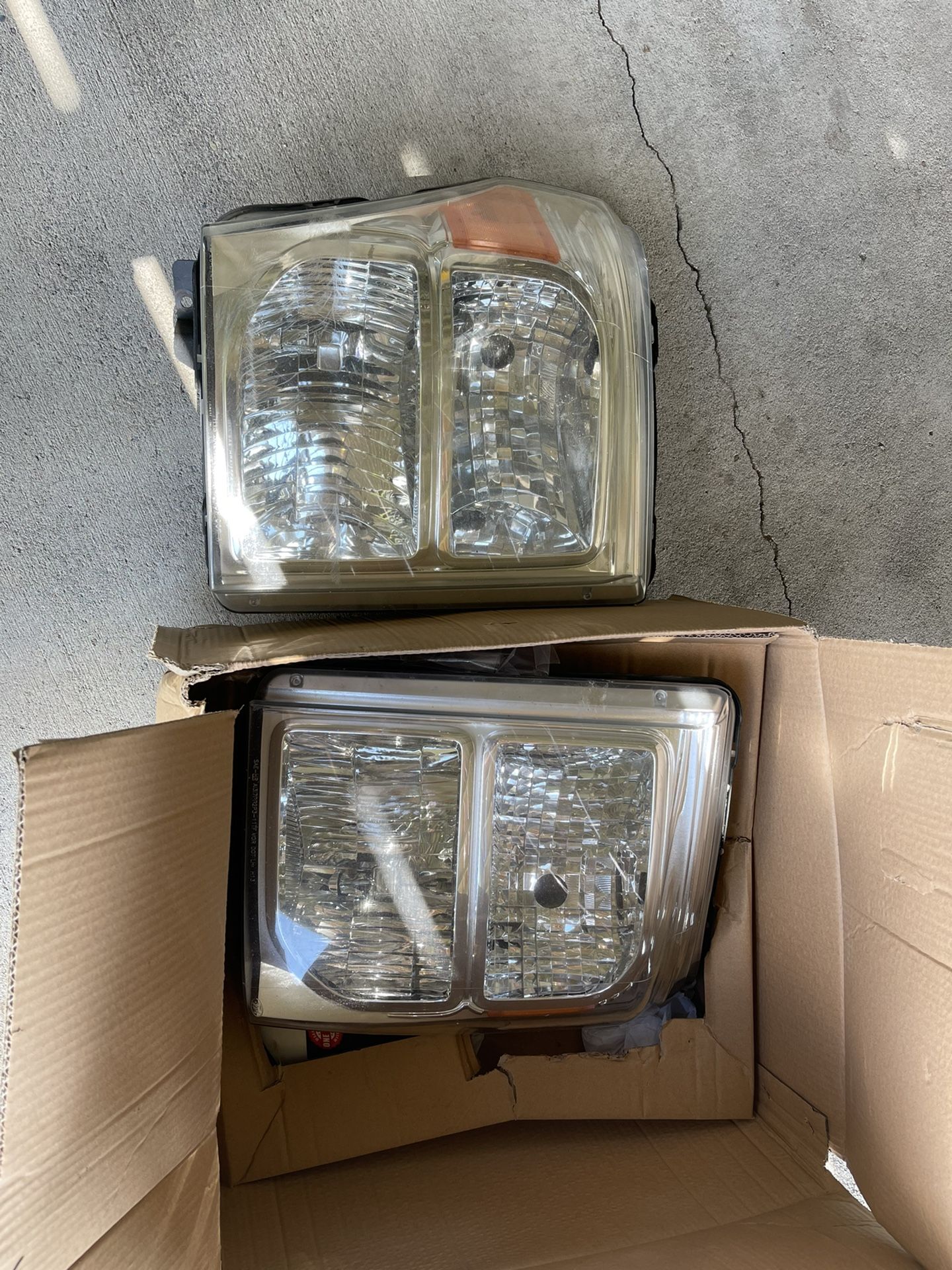 Ford Super duty Headlights 