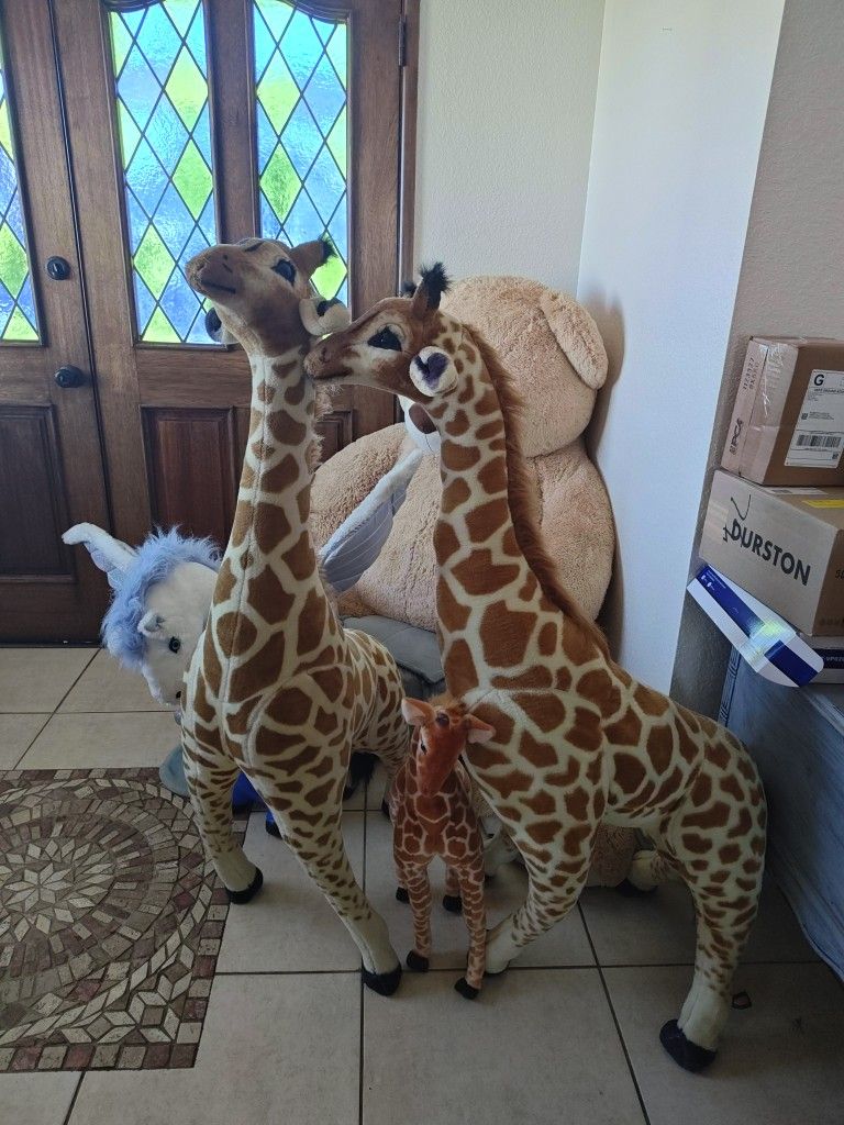 Large Stuffed Animals