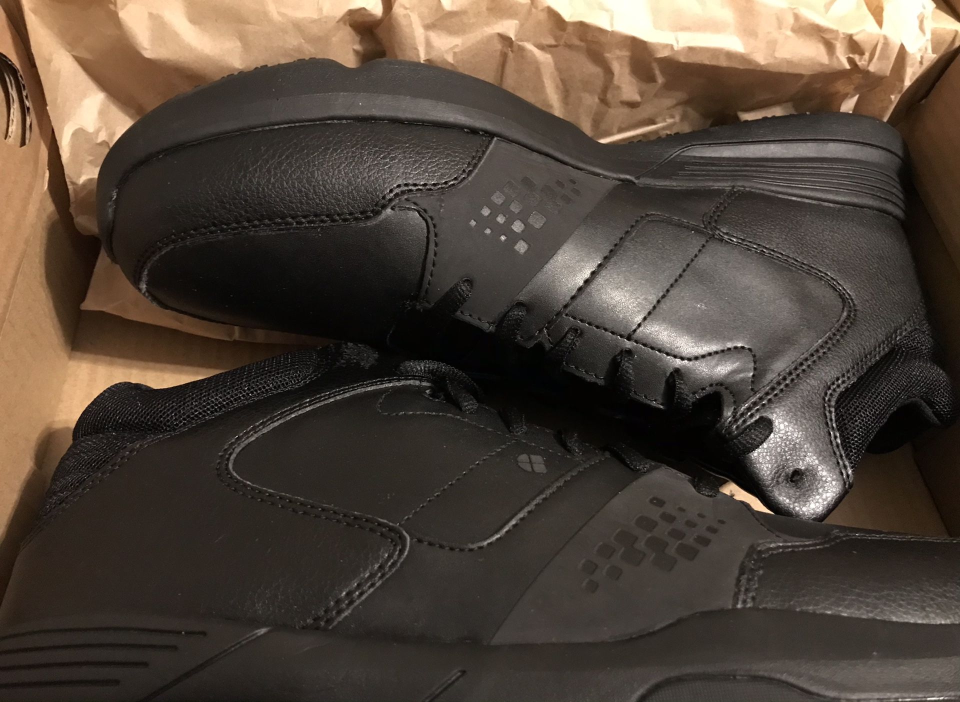 Shoes For Crews Size 11 Model HART