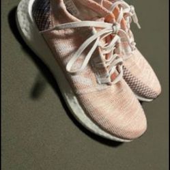 Women’s Shoes Adidas, Nikes, Puma