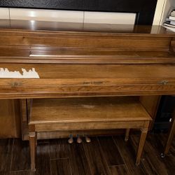 Kohler and Campbell piano 