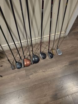 GOLF CLUBS  - ( 10 CLUBS SET ) LEFT HANDED