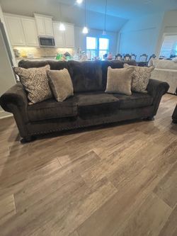 Couch and love seat nearly brand new