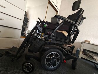 Rovi Electric Wheelchair