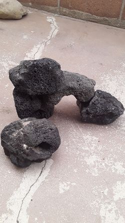 5 piece lava rocks