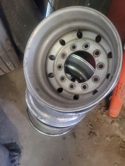 Freightliner wheels